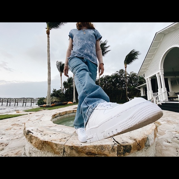 Meet your Posher, Jessica - Picture 4 of 5